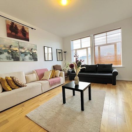 Cosy River View Flat At Temple Bar Dublin Eksteriør billede