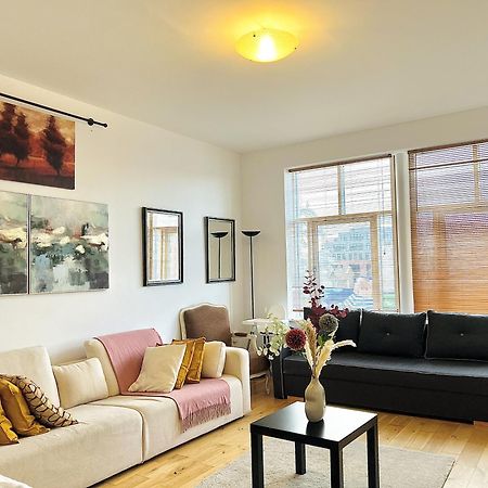 Cosy River View Flat At Temple Bar Dublin Eksteriør billede