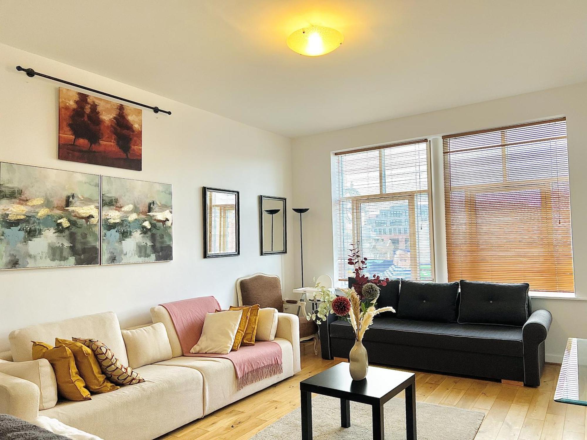 Cosy River View Flat At Temple Bar Dublin Eksteriør billede