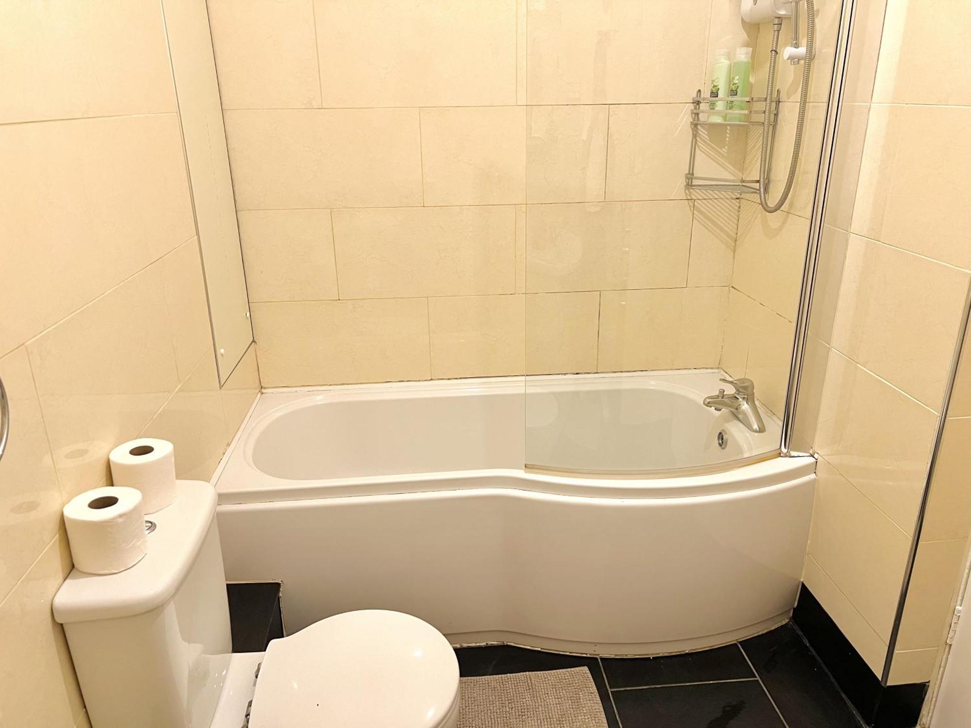 Cosy River View Flat At Temple Bar Dublin Eksteriør billede