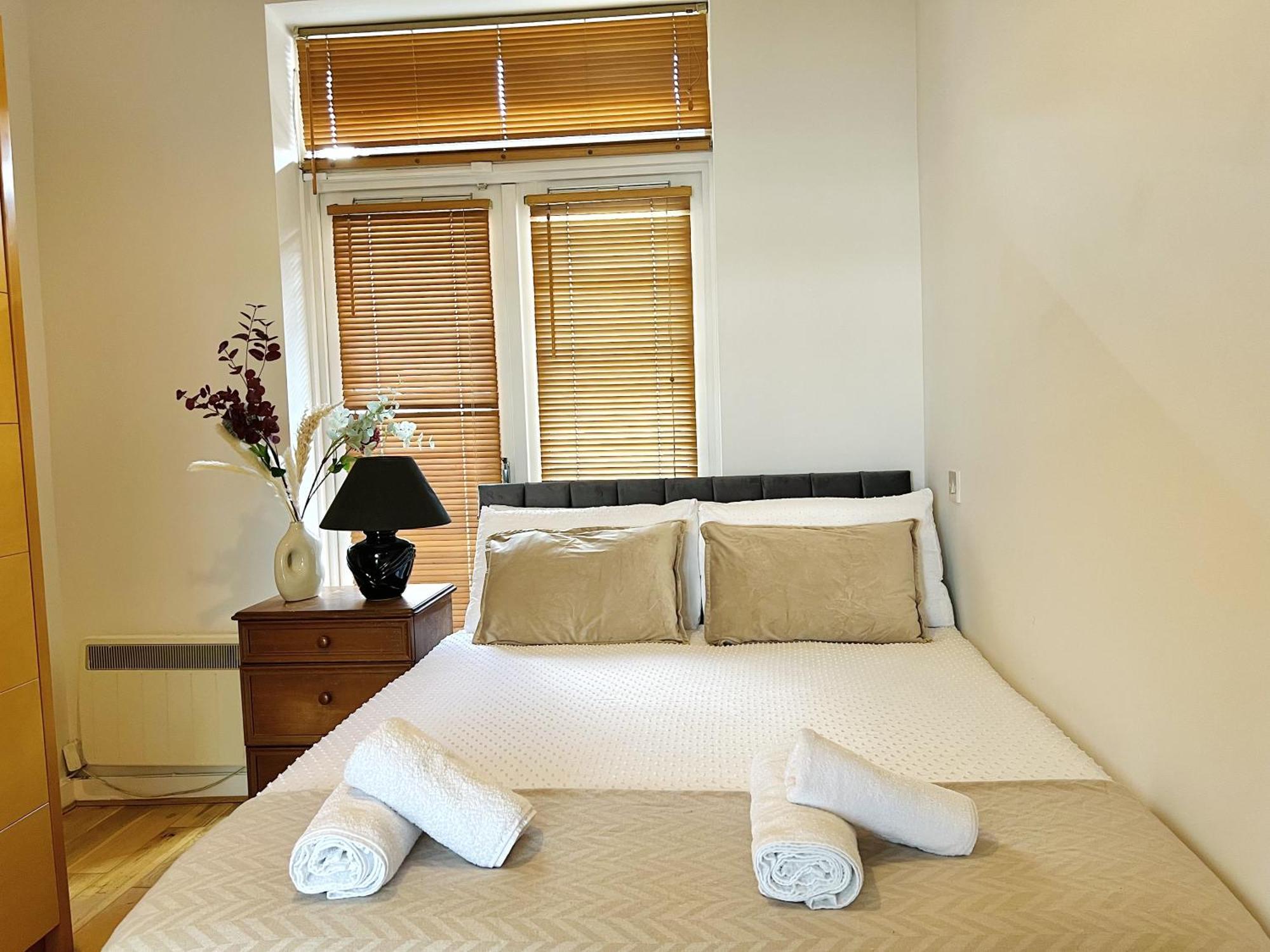 Cosy River View Flat At Temple Bar Dublin Eksteriør billede