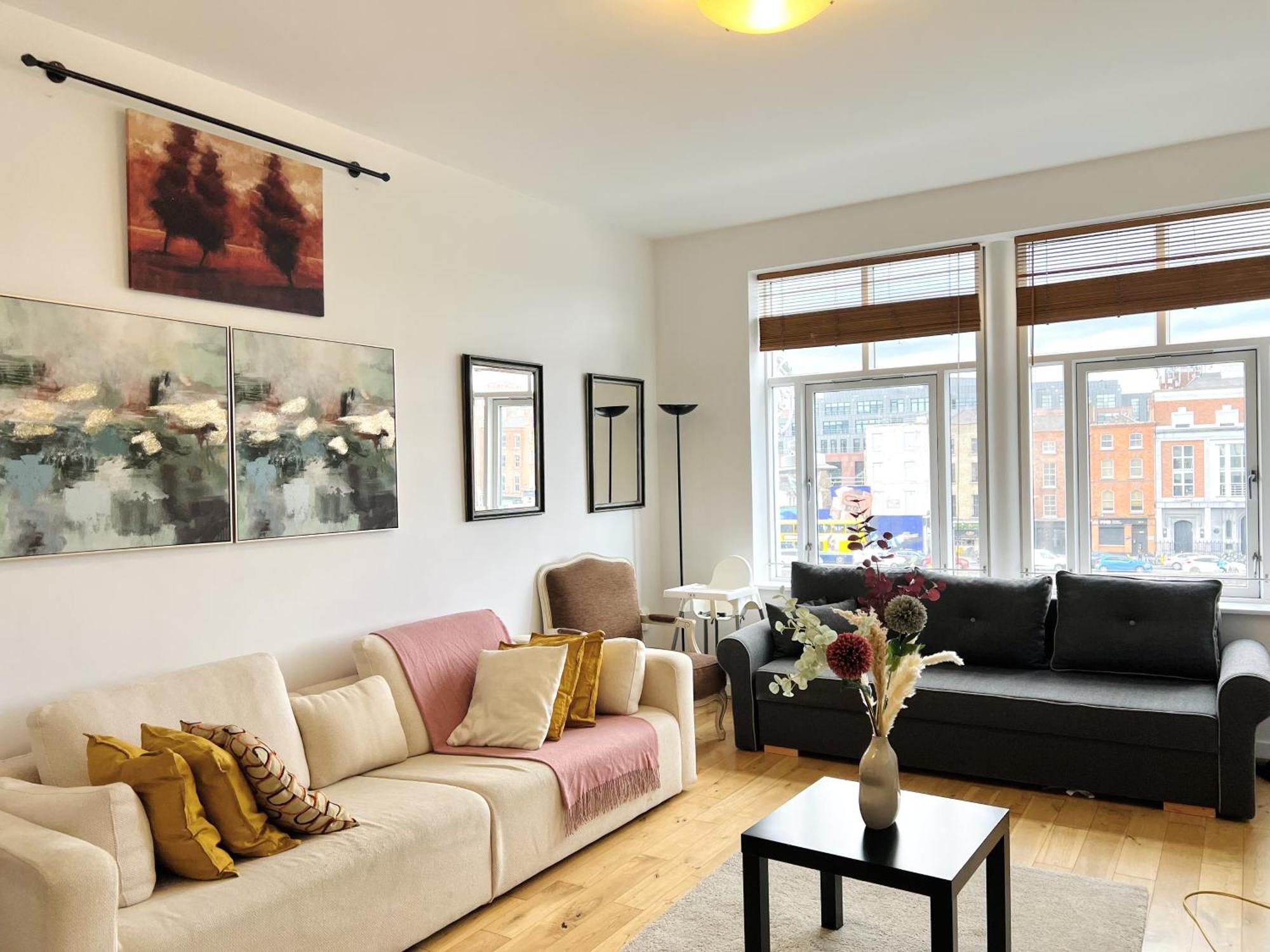 Cosy River View Flat At Temple Bar Dublin Eksteriør billede